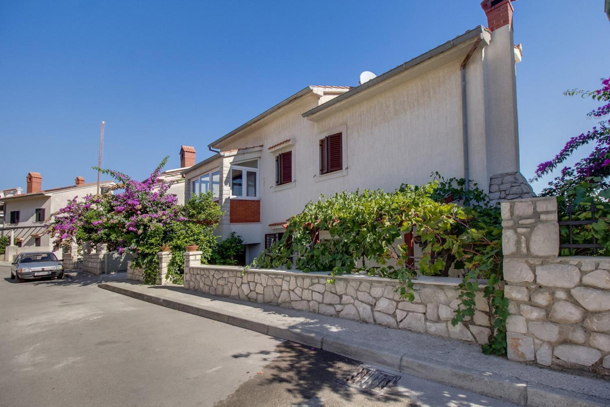Apartments Suzana Mali Losinj Exterior photo